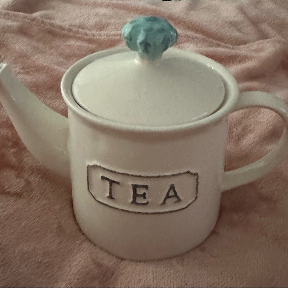 Vintage Tea Pot - THL